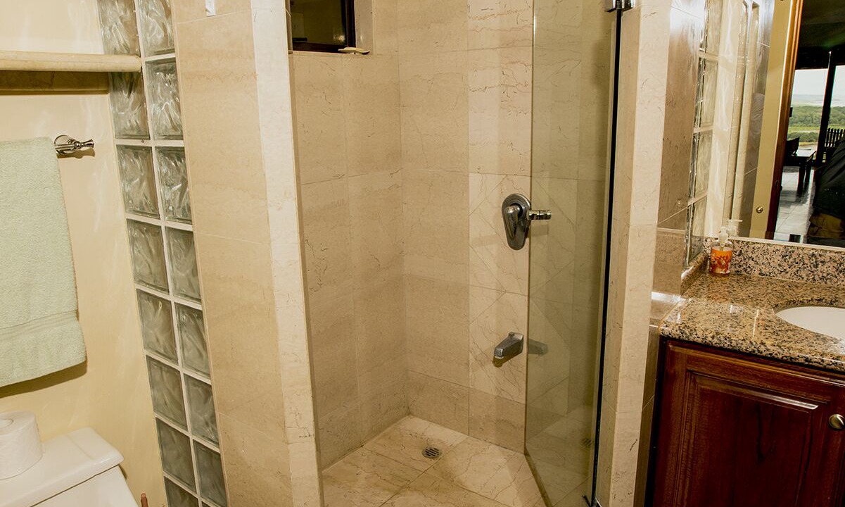 Photo of Bathroom in Tarcoles