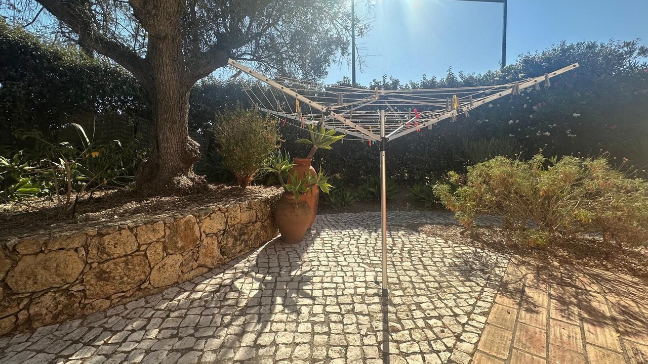 Photo of Outdoor in Estombar