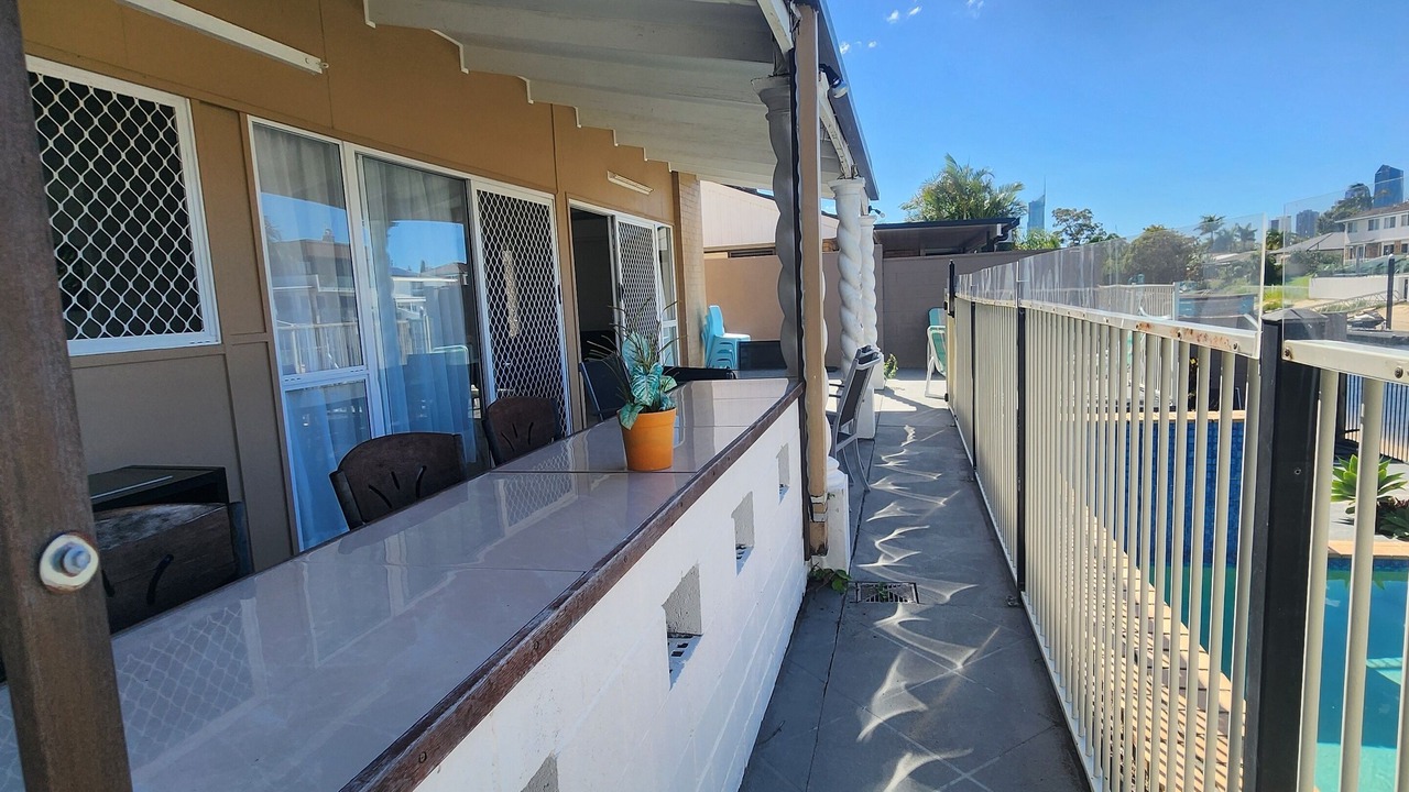 Photo of Patio Balcony in Broadbeach Waters