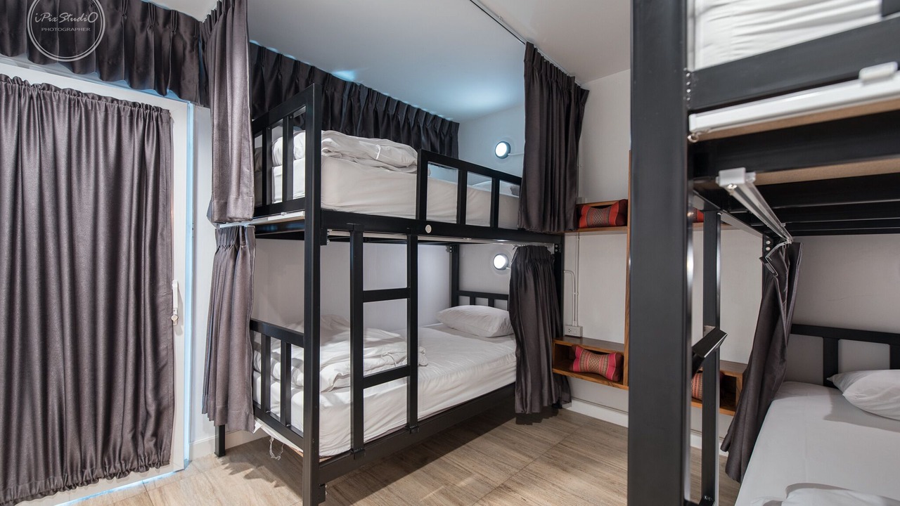 Photo of Bedroom in Bangkok Central Business District