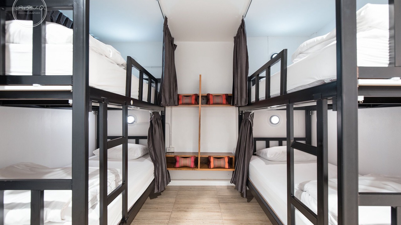 Photo of Bedroom in Bangkok Central Business District