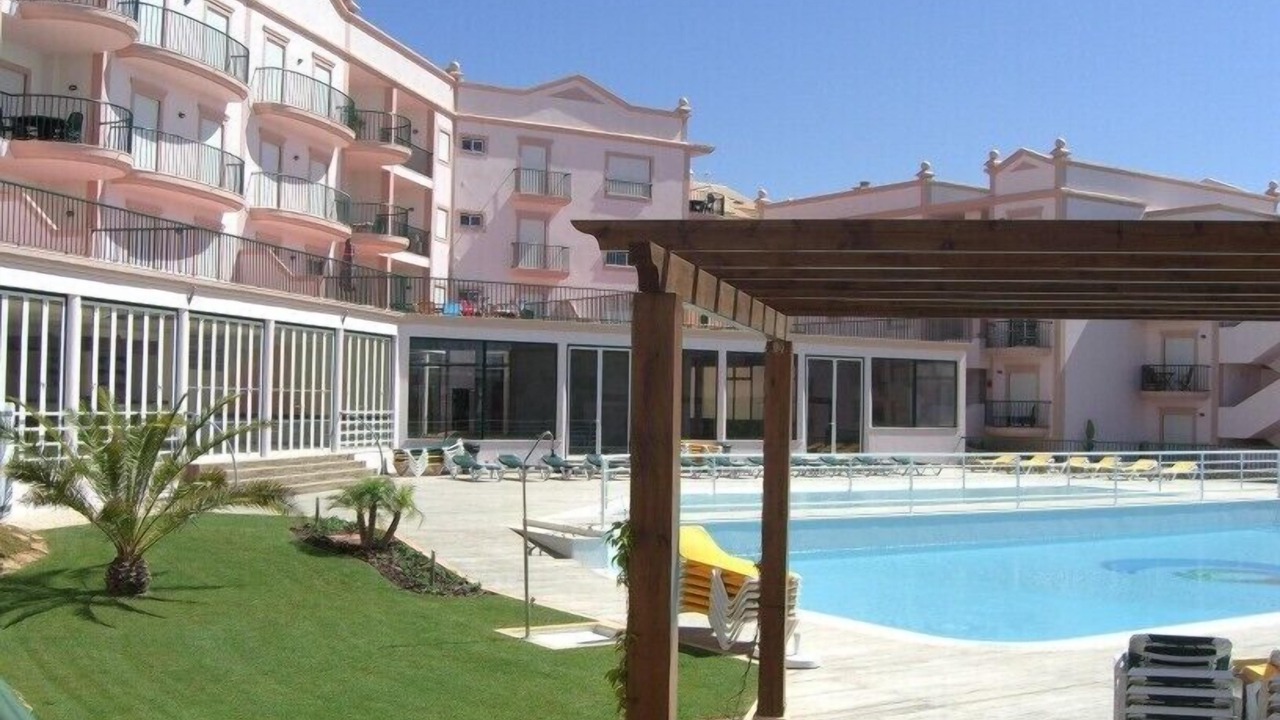 Photo of Others in Luz