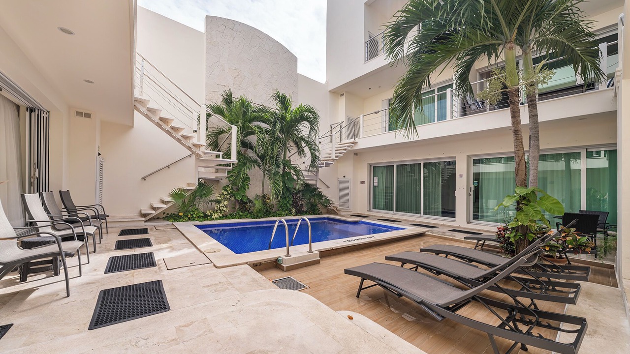 Photo of Outdoor in Centro - Supmza 001