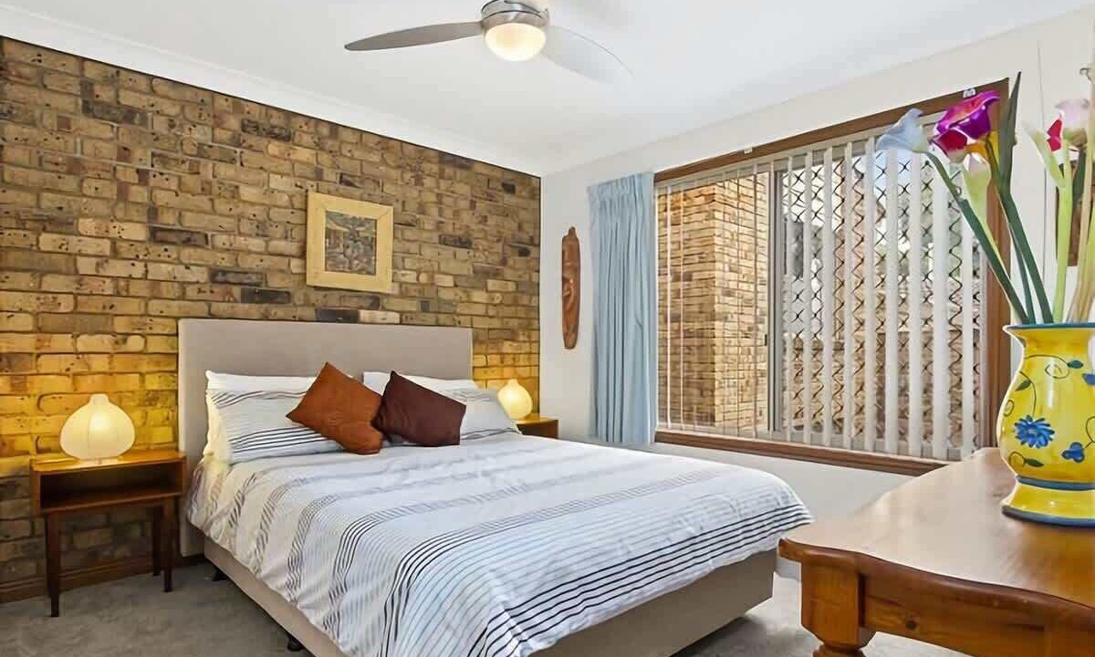 Photo of Bedroom in Batehaven
