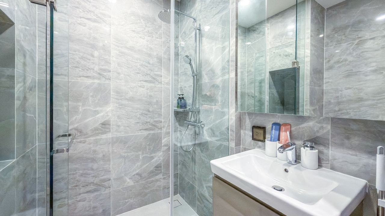 Photo of Bathroom in Pathumwan