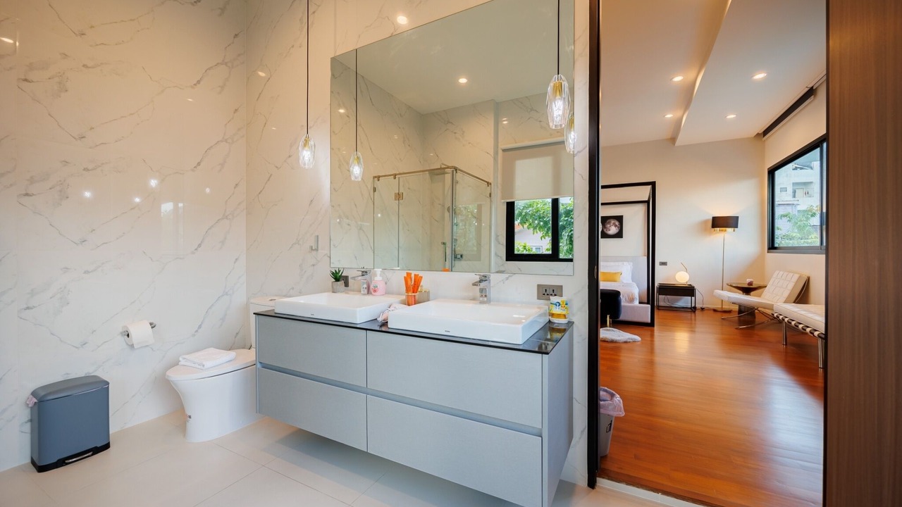 Photo of Bathroom in Wattana