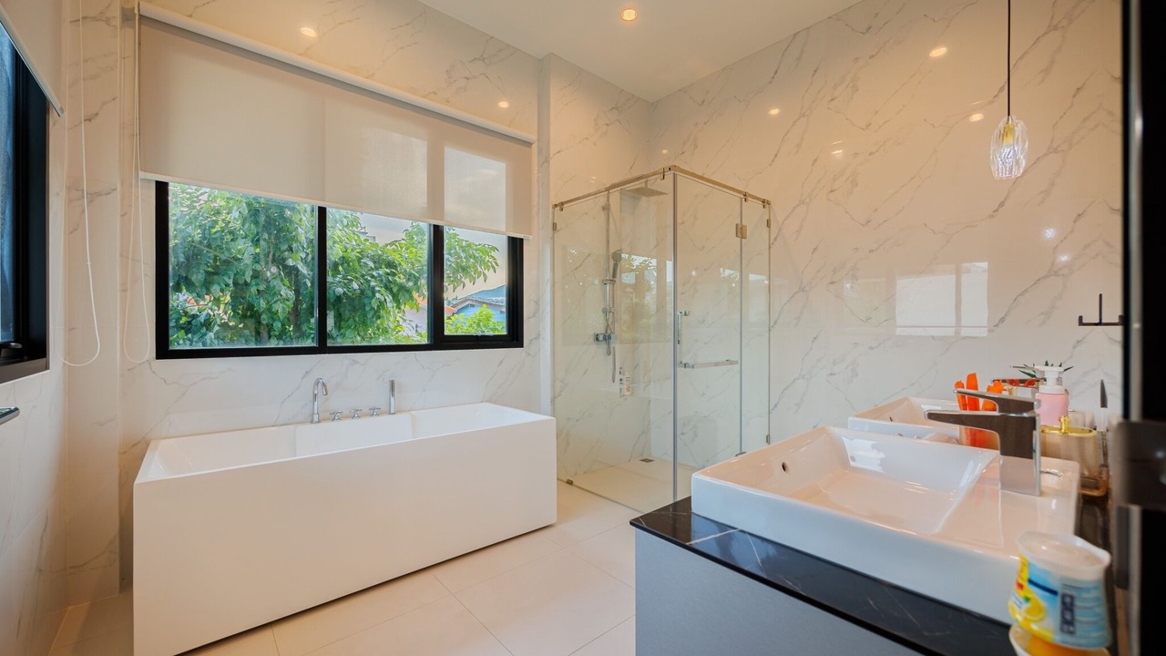 Photo of Bathroom in Wattana