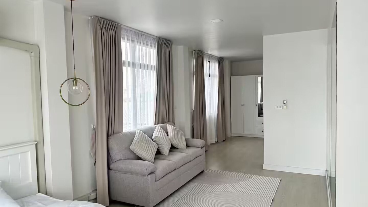 Photo of Bedroom in Don Muang