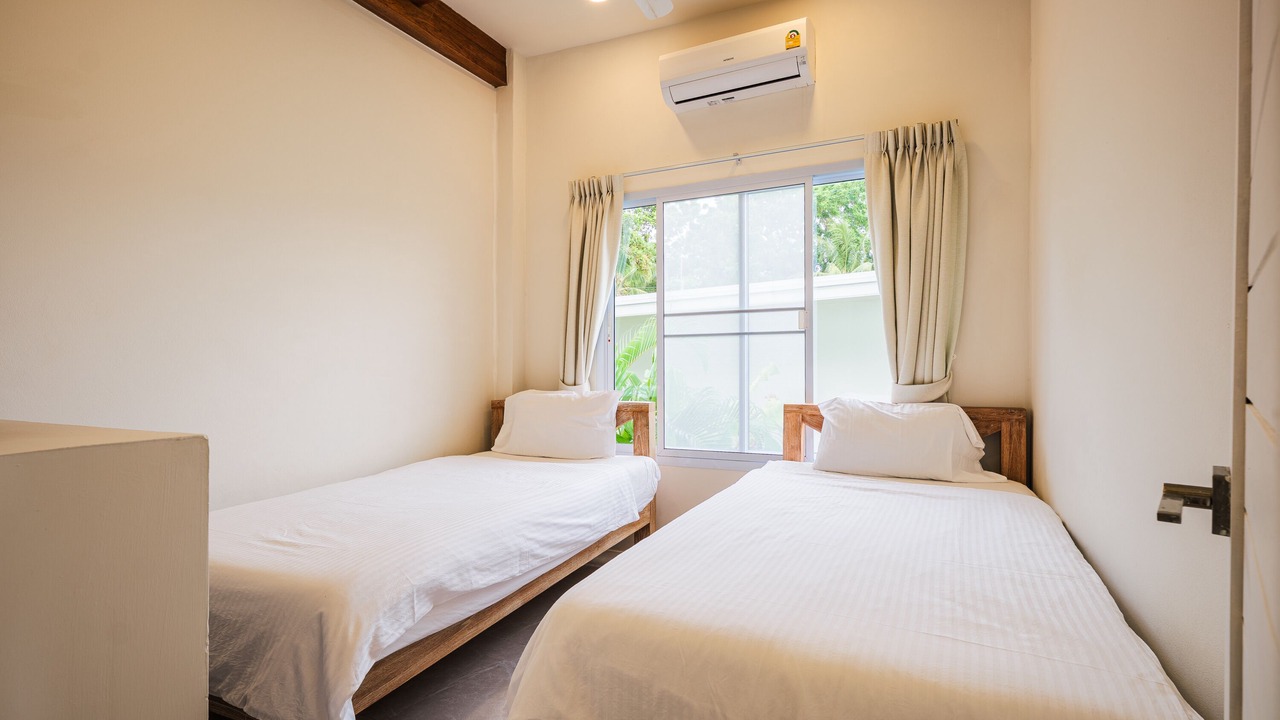 Photo of Bedroom in Srithanu