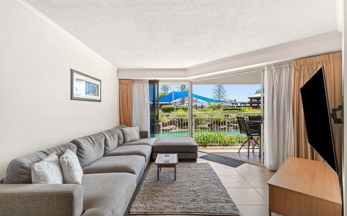 Photo of Livingroom in Alexandra Headland