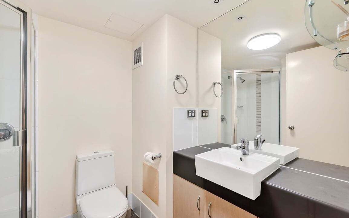 Photo of Bathroom in Alexandra Headland