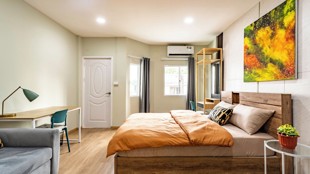 Photo of Bedroom in Phra Khanong