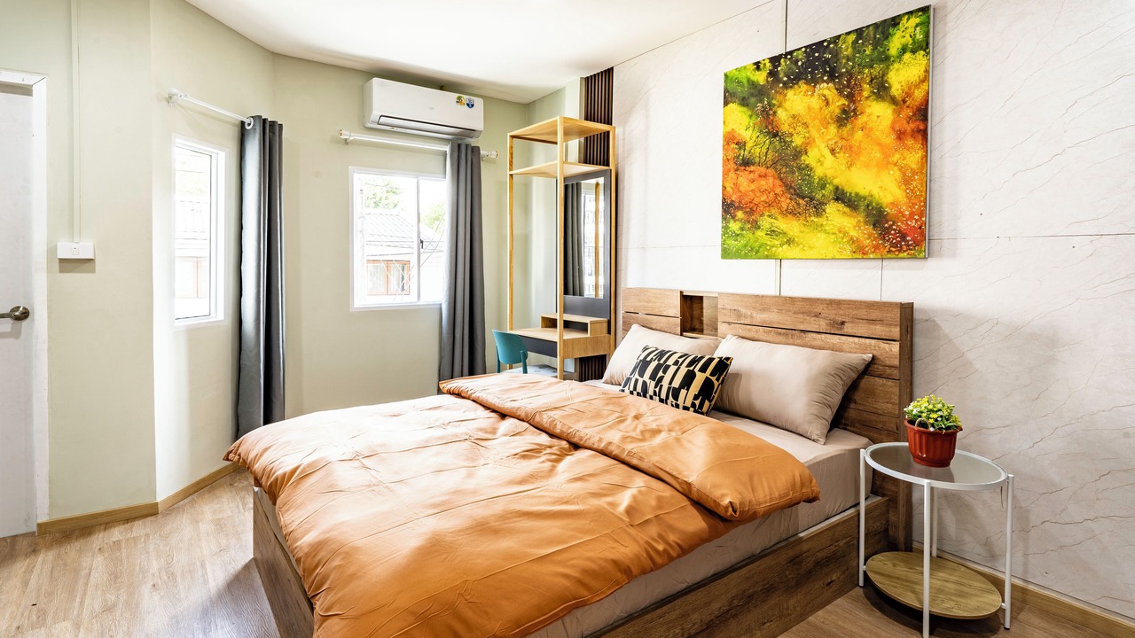 Photo of Bedroom in Phra Khanong