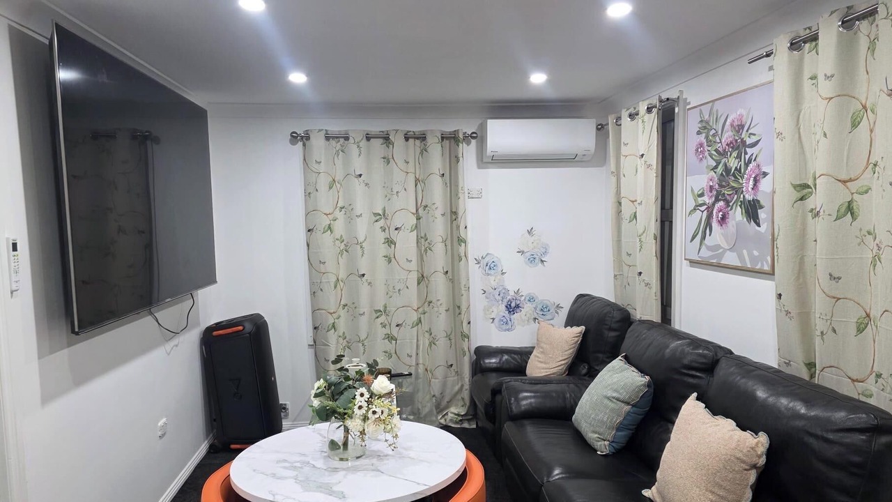Photo of Livingroom in Oakhurst