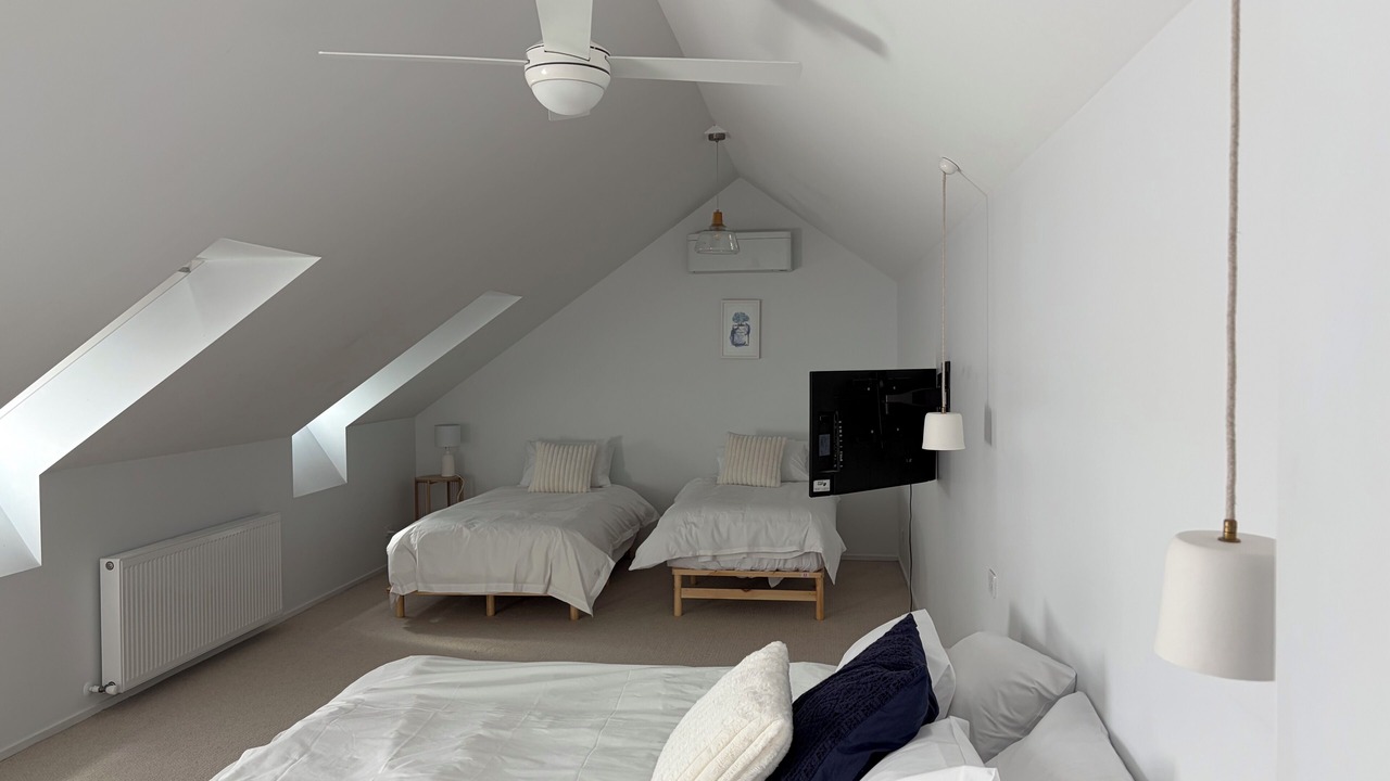 Photo of Bedroom in Orange