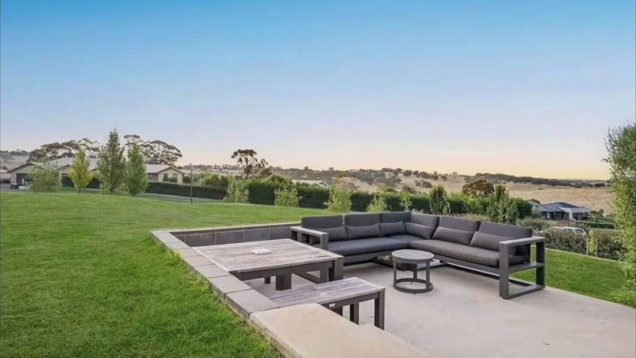 Photo of Patio Balcony in Orange