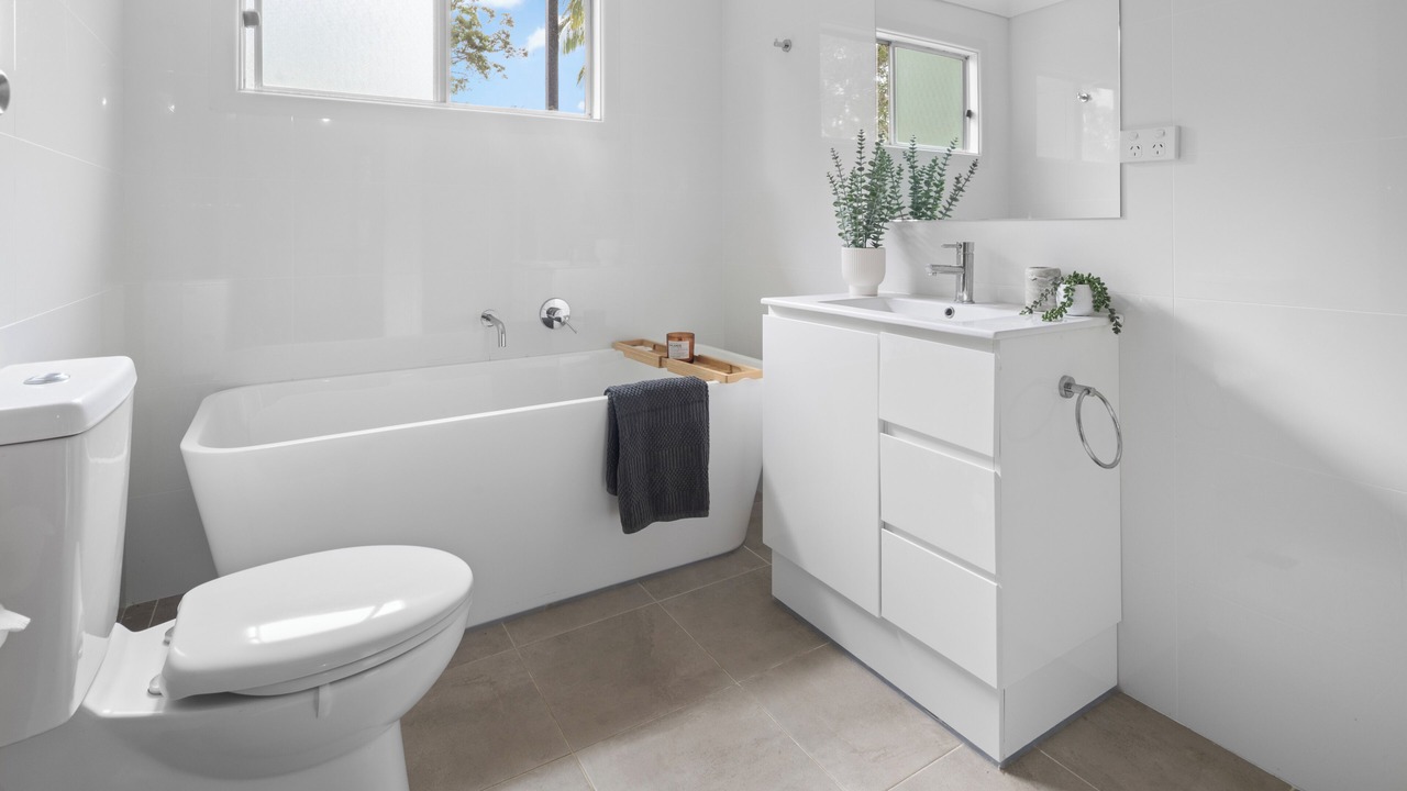 Photo of Bathroom in Hyland Park
