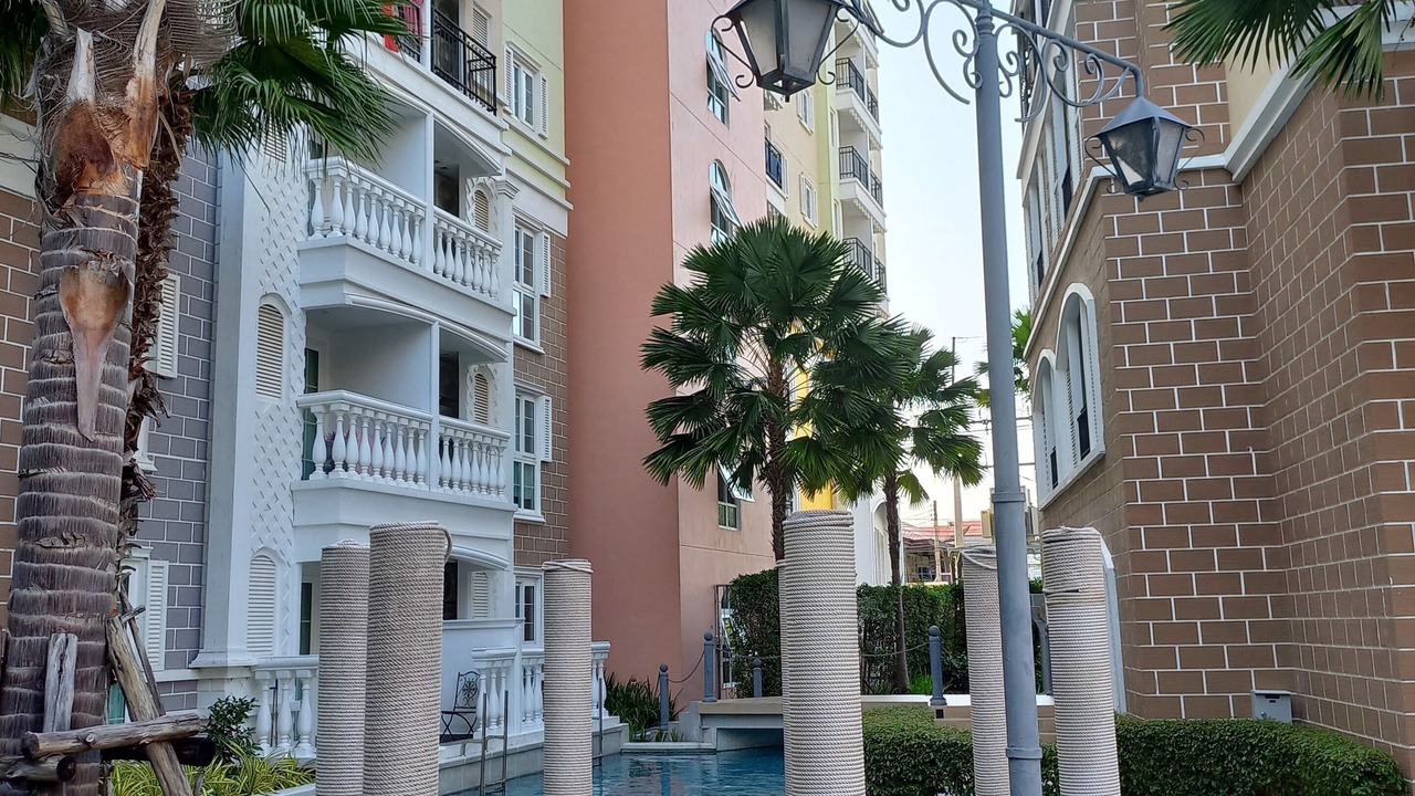 Photo of Outdoor in Na Kluea