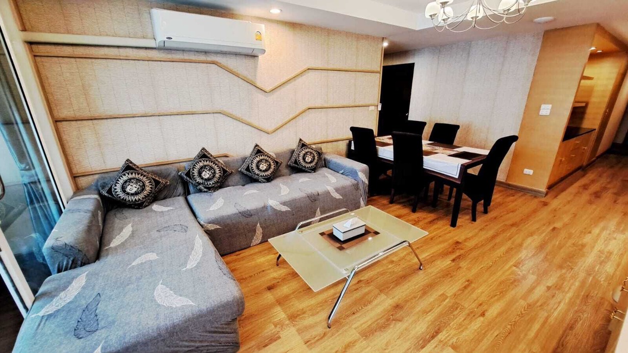 Photo of Livingroom in Khlong Toei Nuea