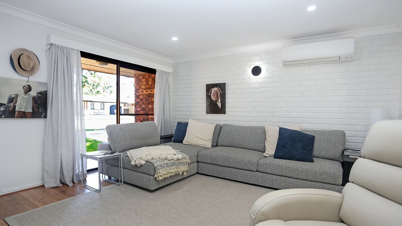 Photo of Livingroom in Hawks Nest