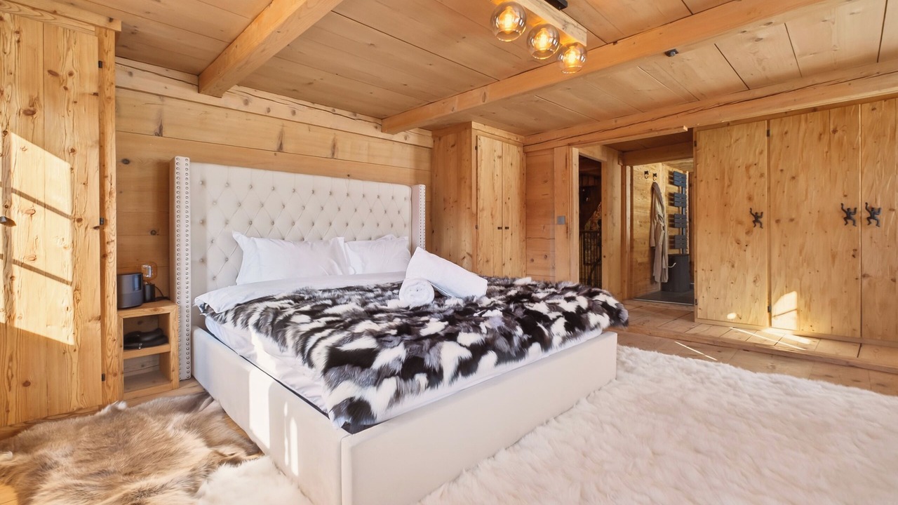 Photo of Bedroom in Zig Zag Ward