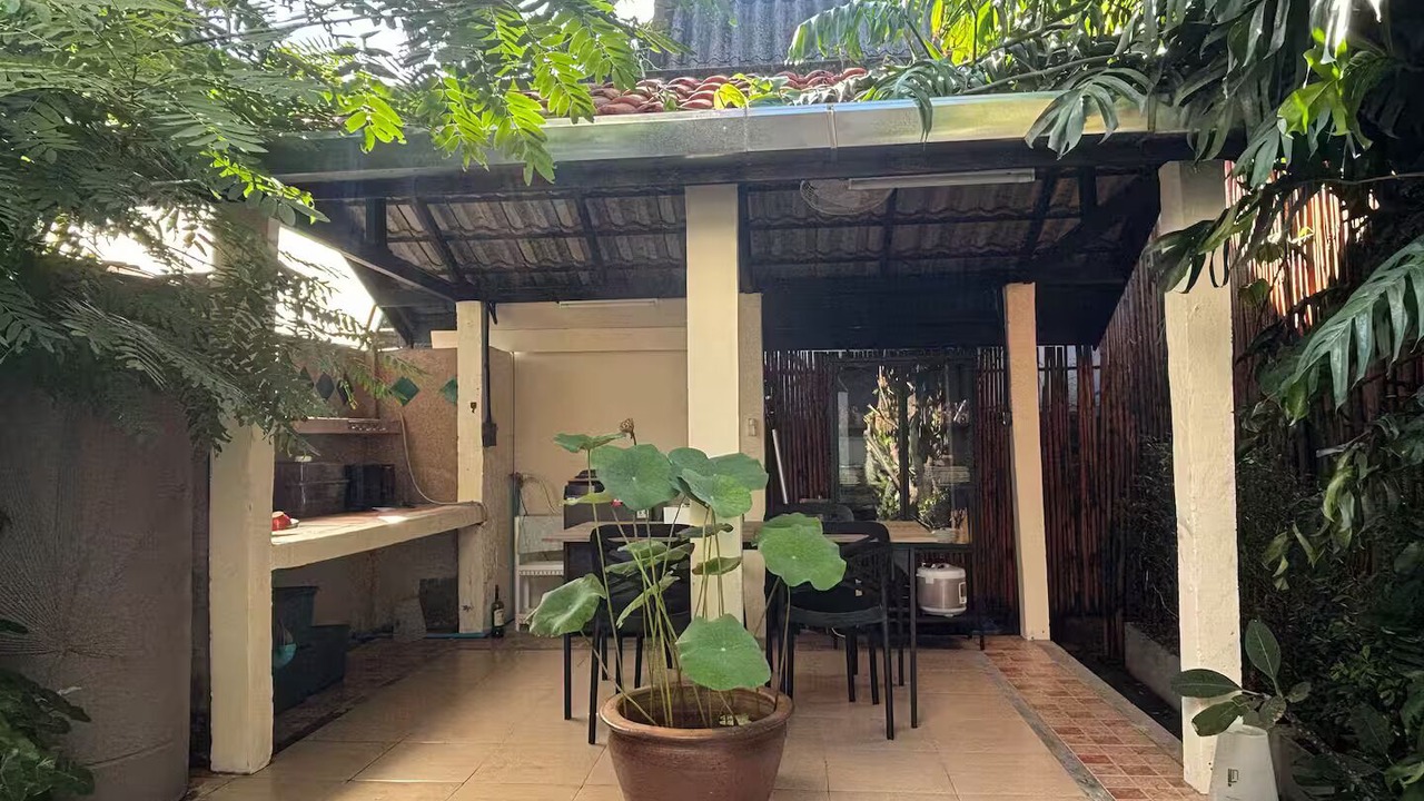 Photo of Outdoor in Thapae