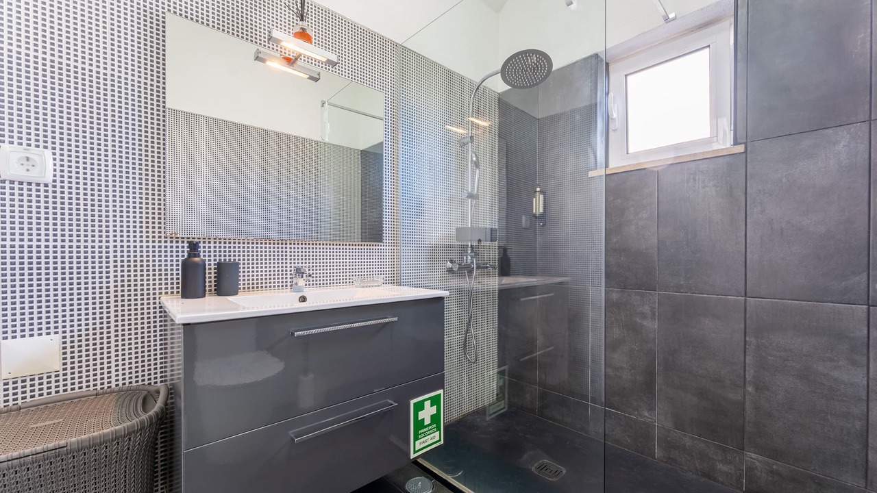 Photo of Bathroom in Alporchinhos