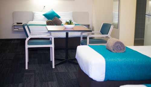 Family Room, Kitchenette