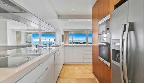 Ocean View Penthouse - 3 Bed PH38