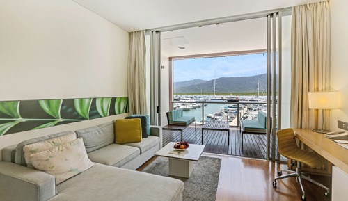 Horizon Marina View Room Twin