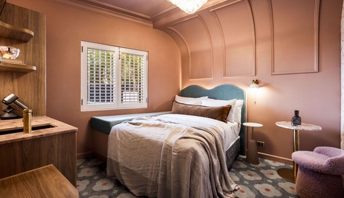 Petite Double Room