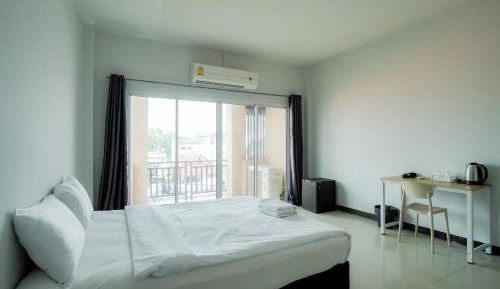 Queen Room with Balcony