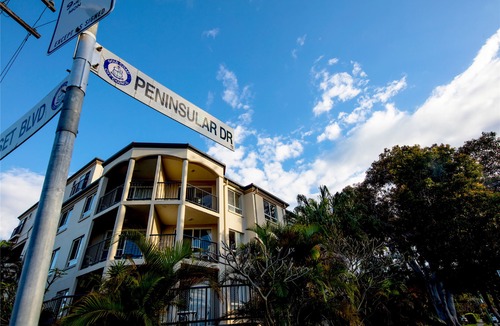 Surfers Paradise Hotel | Sunset Island Resort