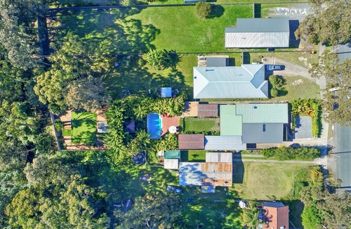 Worrowing Heights House | Bali by the Bay - A tropical garden paradise just minutes to the beach